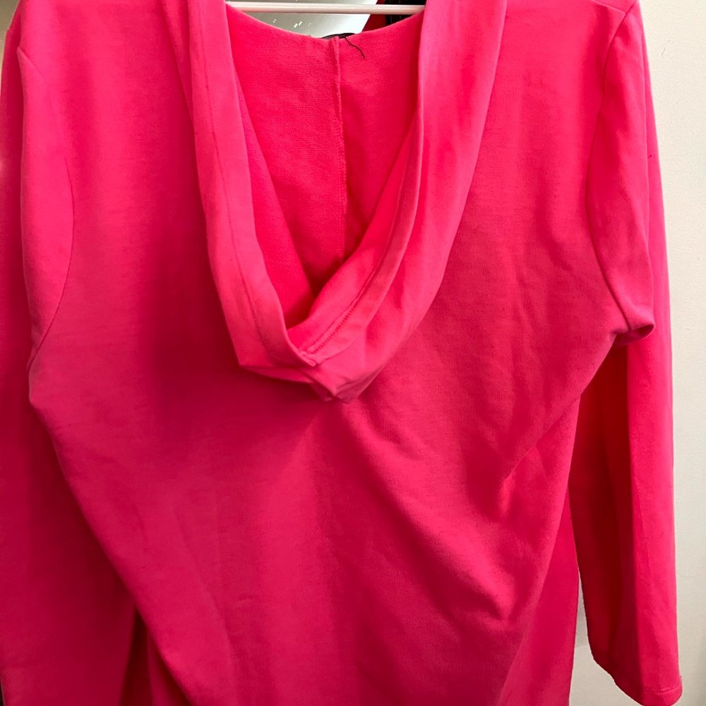 Miss Chievous (1X)65%, polyester 35%, Cotton and is Made in China - Picture 2 of 3
